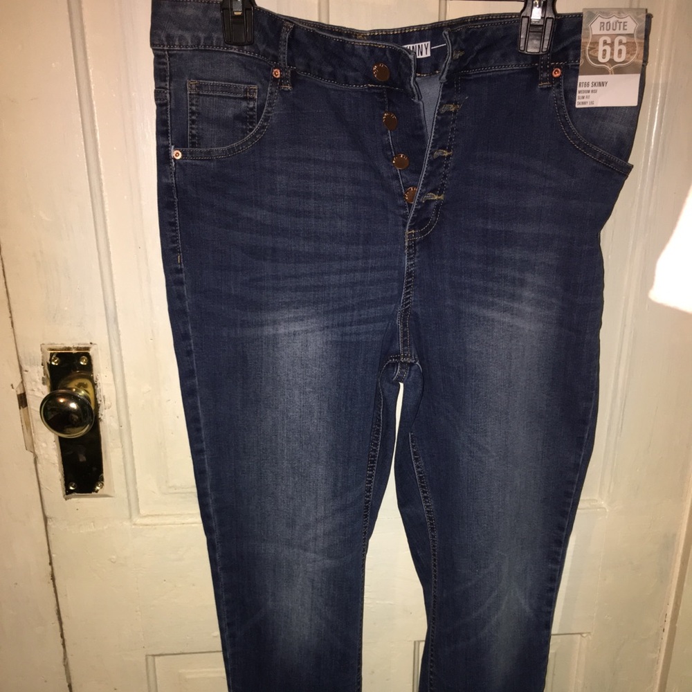 Mid rise plus skinny jeans